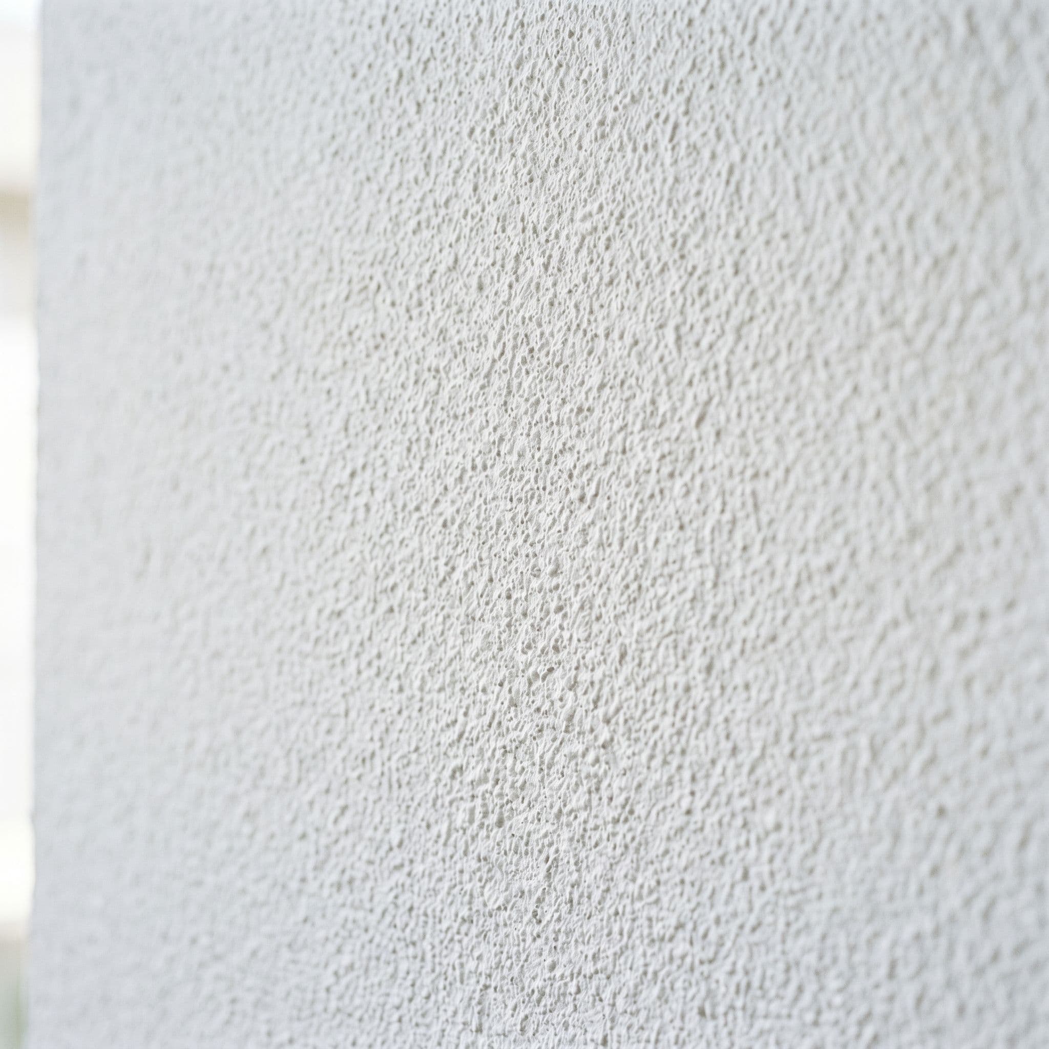 Gotelé fino estético moderno pared vivienda española relieve sutil